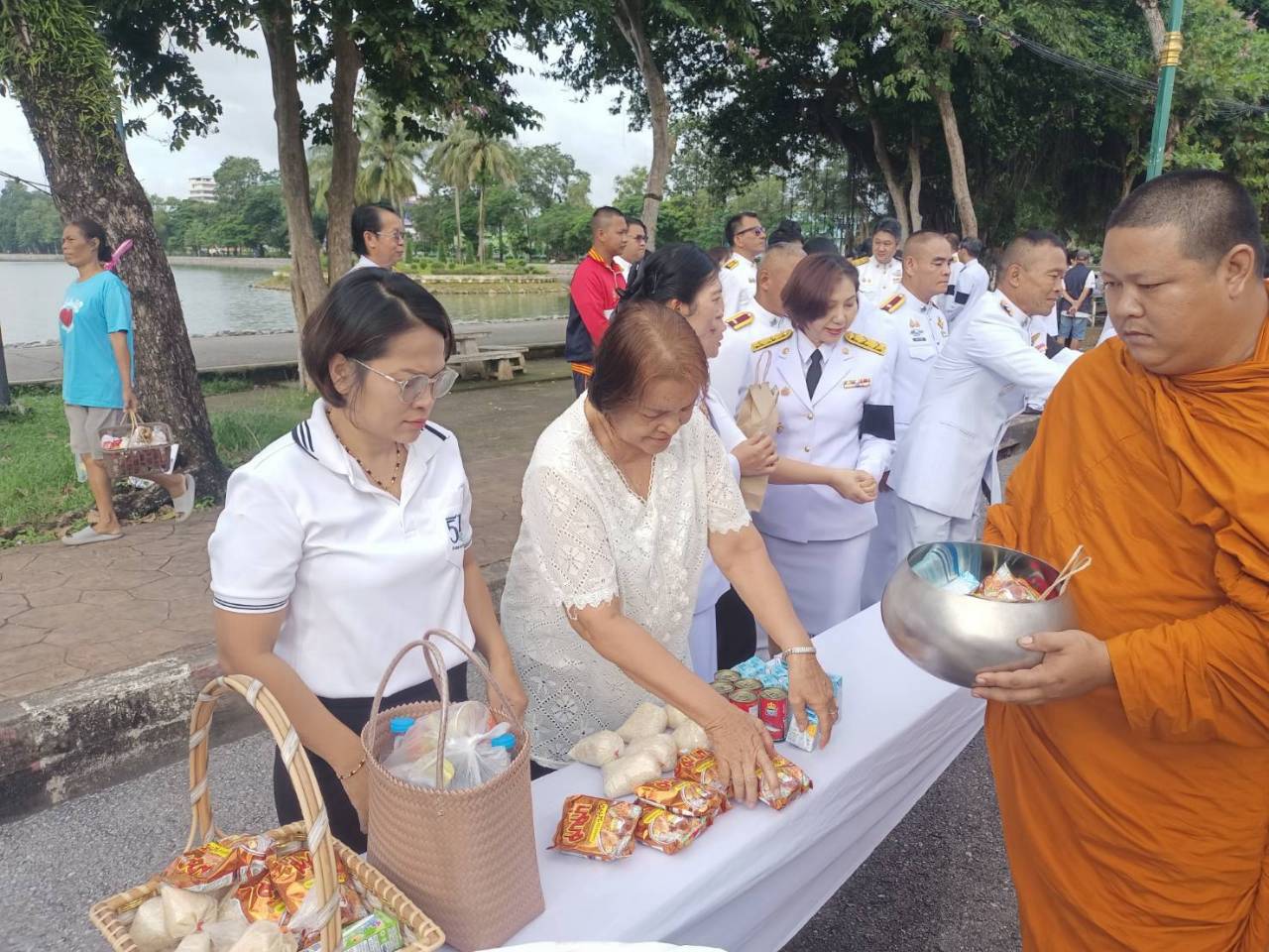 title - ส.ป.ก.จันทบุรี เข้าร่วมกิจกรรมเนื่องในวันคล้ายวันพระราชสมภพ สมเด็จพระนางเจ้าสิริกิติ์พระบรมราชชนนีพันปีหลวง และวันแม่แห่งชาติ 12 สิงหาคม 2569